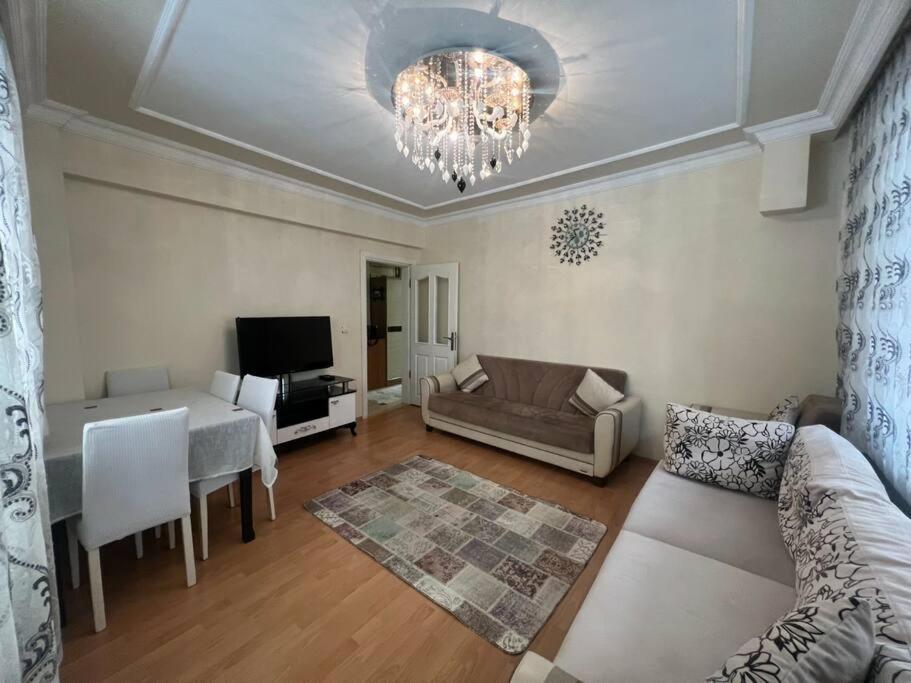Appartamento 3+1 Ebeveyn Banyolu